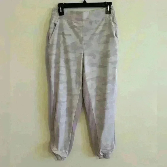Athleta Size 4 Brooklyn Camo Jogger Pants Lined Pockets Active Travel Pink
